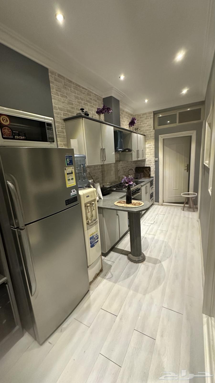 مطبخ بملحقاته ثلاجه مكرويف فرن دولايب خزائن للبيع كامل64570449235459110