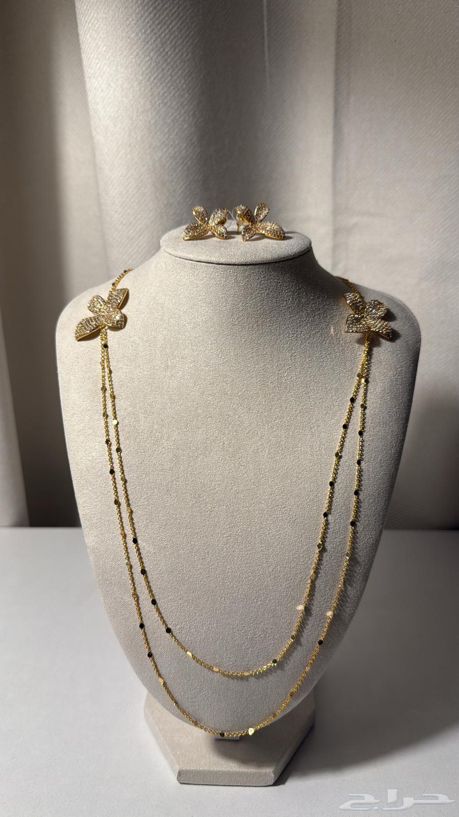 عقد طقم سلسال مع حلق64533335177987112