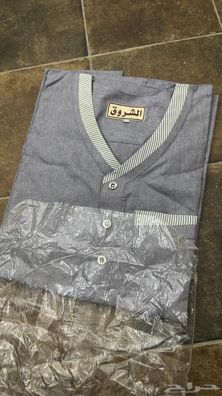ثياب قمصان رجاليه ب40ريال جديده64555588702337114