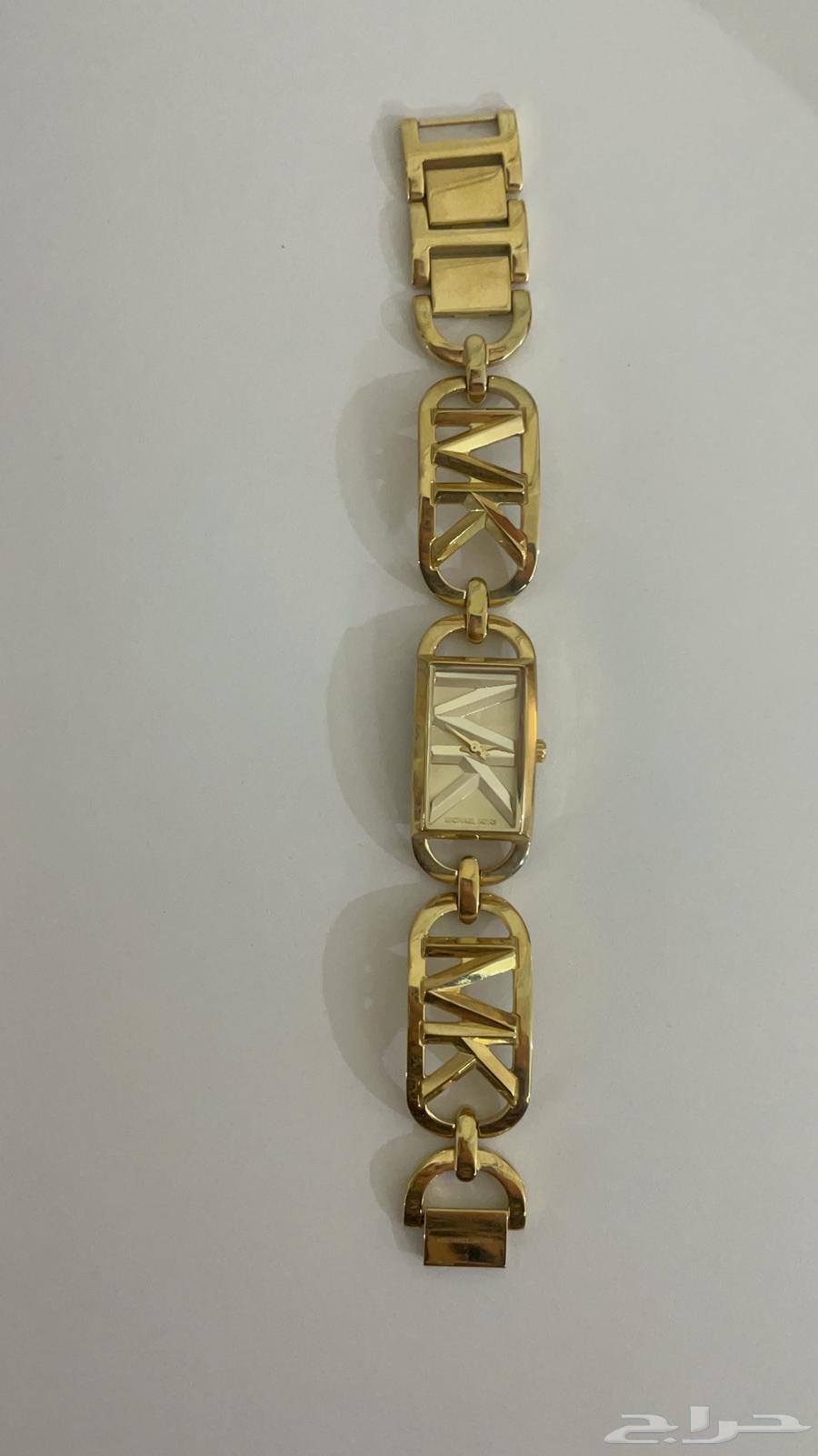 ساعة مايكل كورس اصليه مستعمله بدون ملحقات64570887456002110