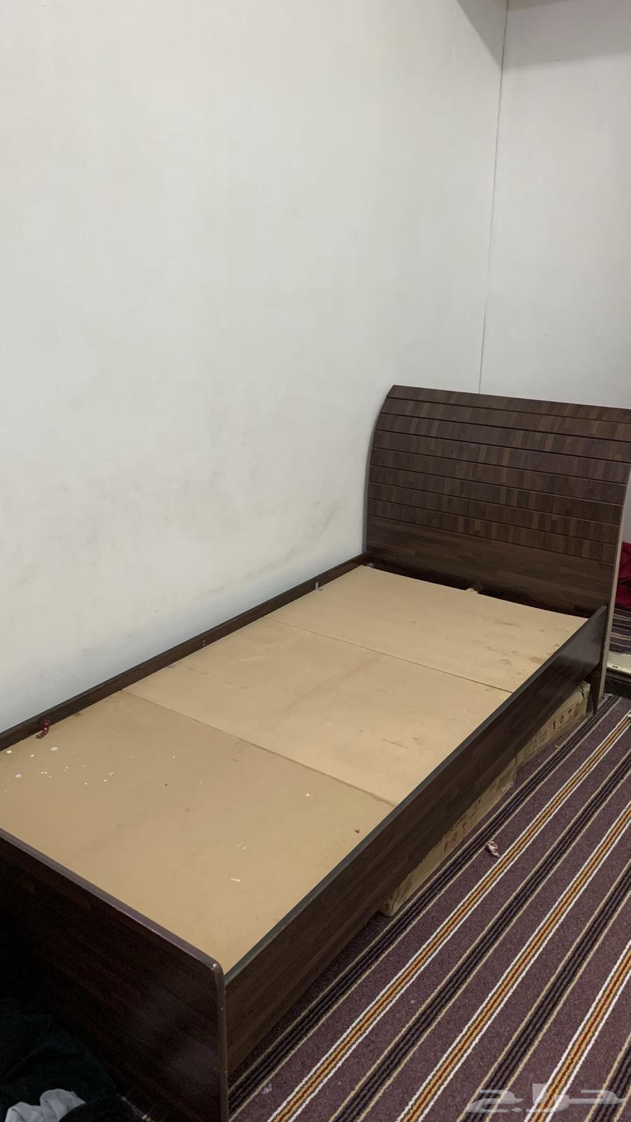 سرير و دولاب طقم للبيع64584263181954111