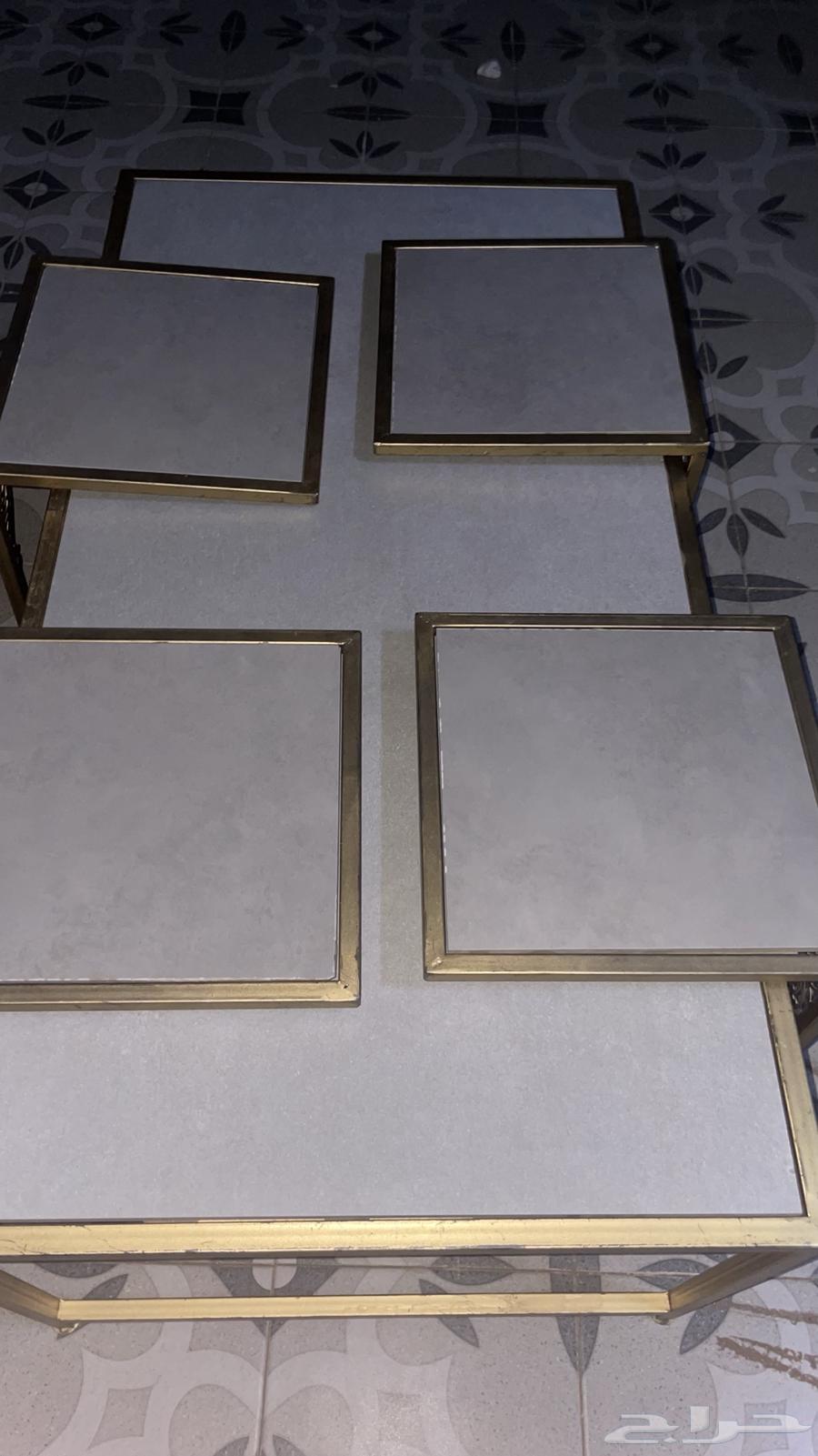 طاوله للبيع64570737118211110