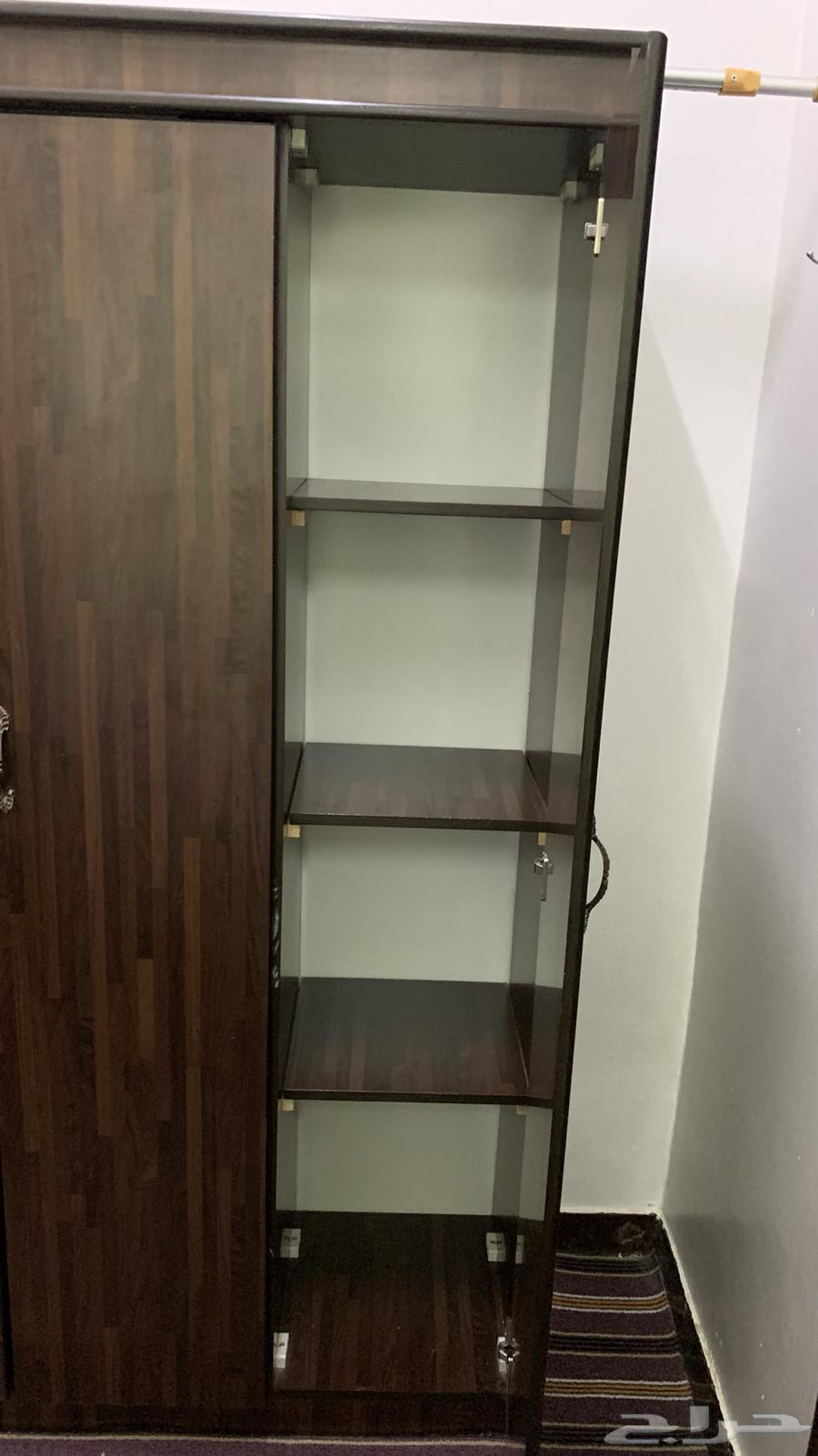 سرير و دولاب طقم للبيع64584263181954113