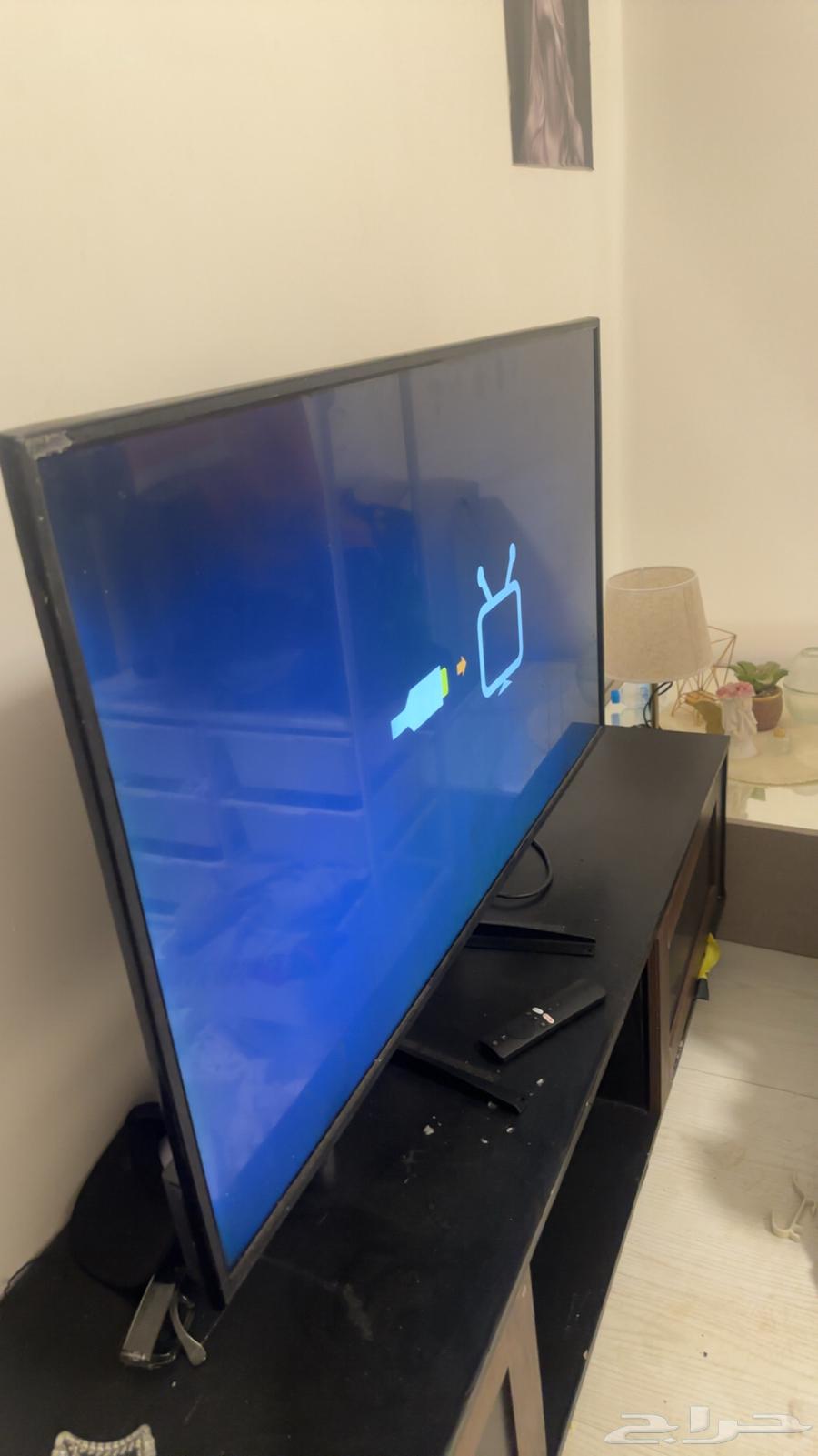 شاشه 42 بوصه شبه جديده استخدام قليل64566354828290111
