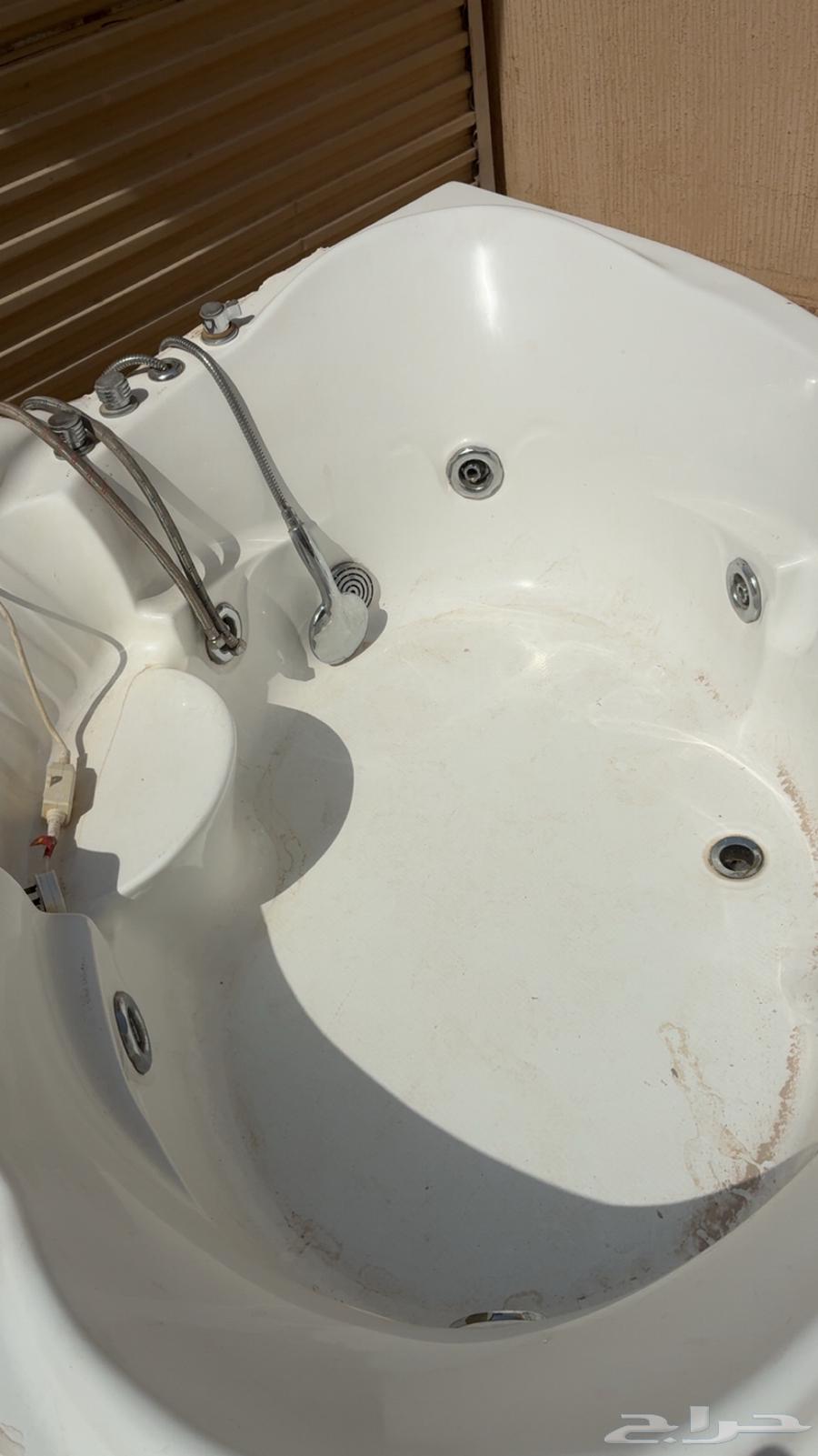 Jacuzzi64566396037377112