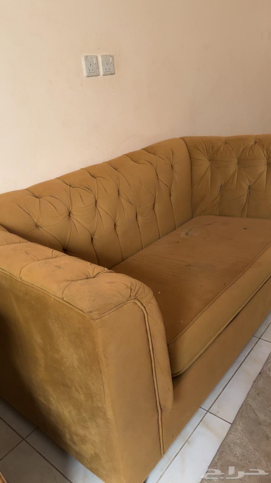 كنب للبيع ع السوم قطعتين64567476062849111