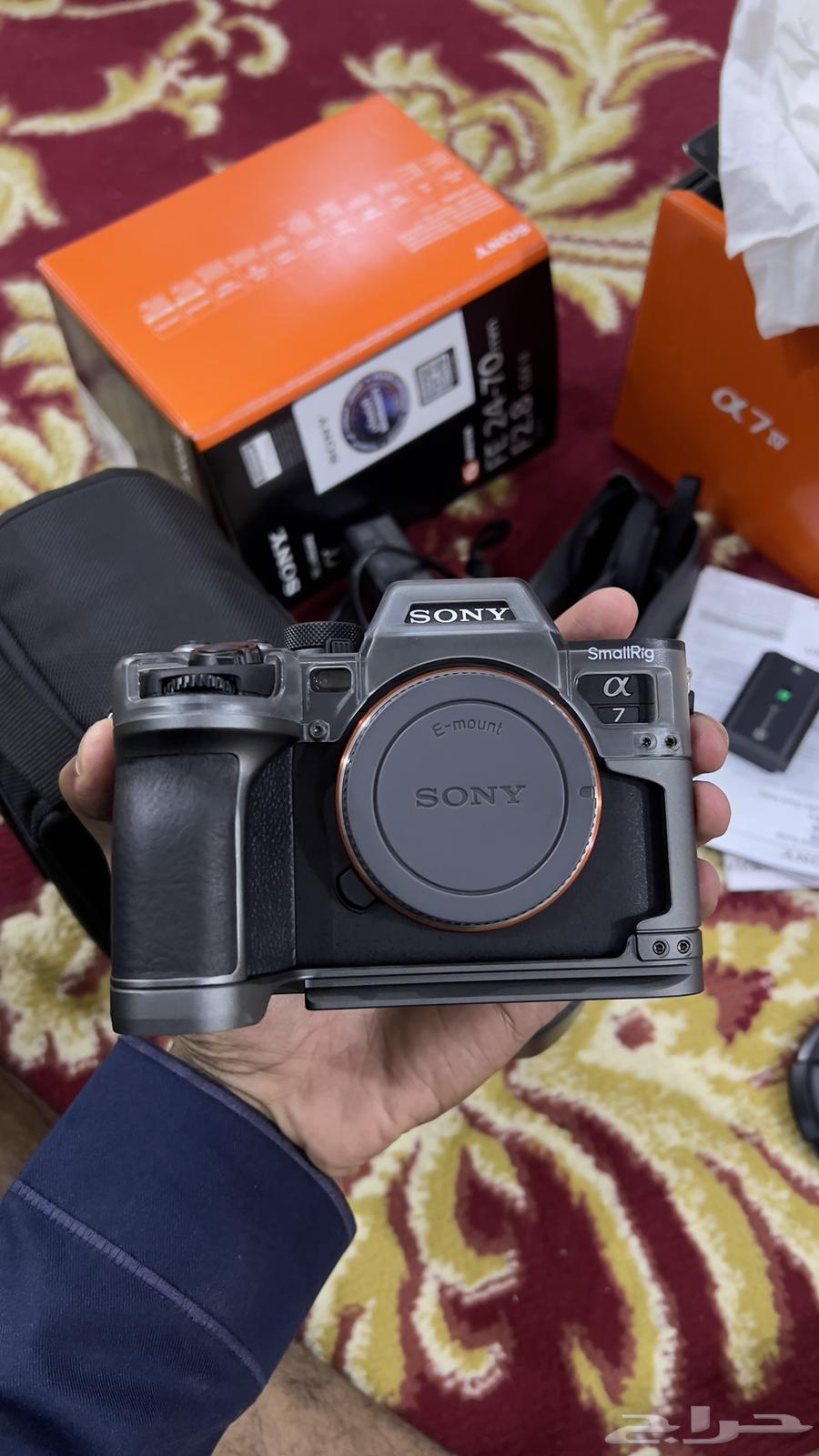 For sale A74 camera with G Master lens second version 24-7064570026164866113