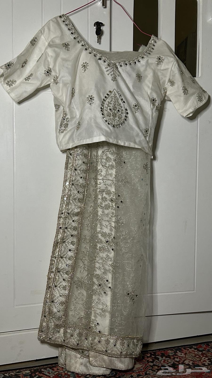 للبيع ساري هندي64564046841346110