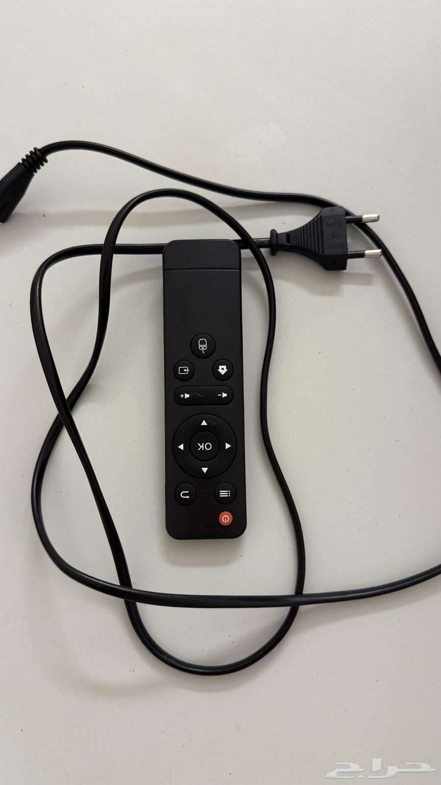 بروجكتر استخدام خفيف جدا  مع ملحقاته (سلك) (ريموت)64567656552577113