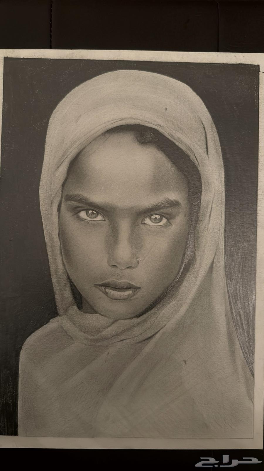 رسامة رسم يدوي بورتريه ب100 ريال64568376833410110