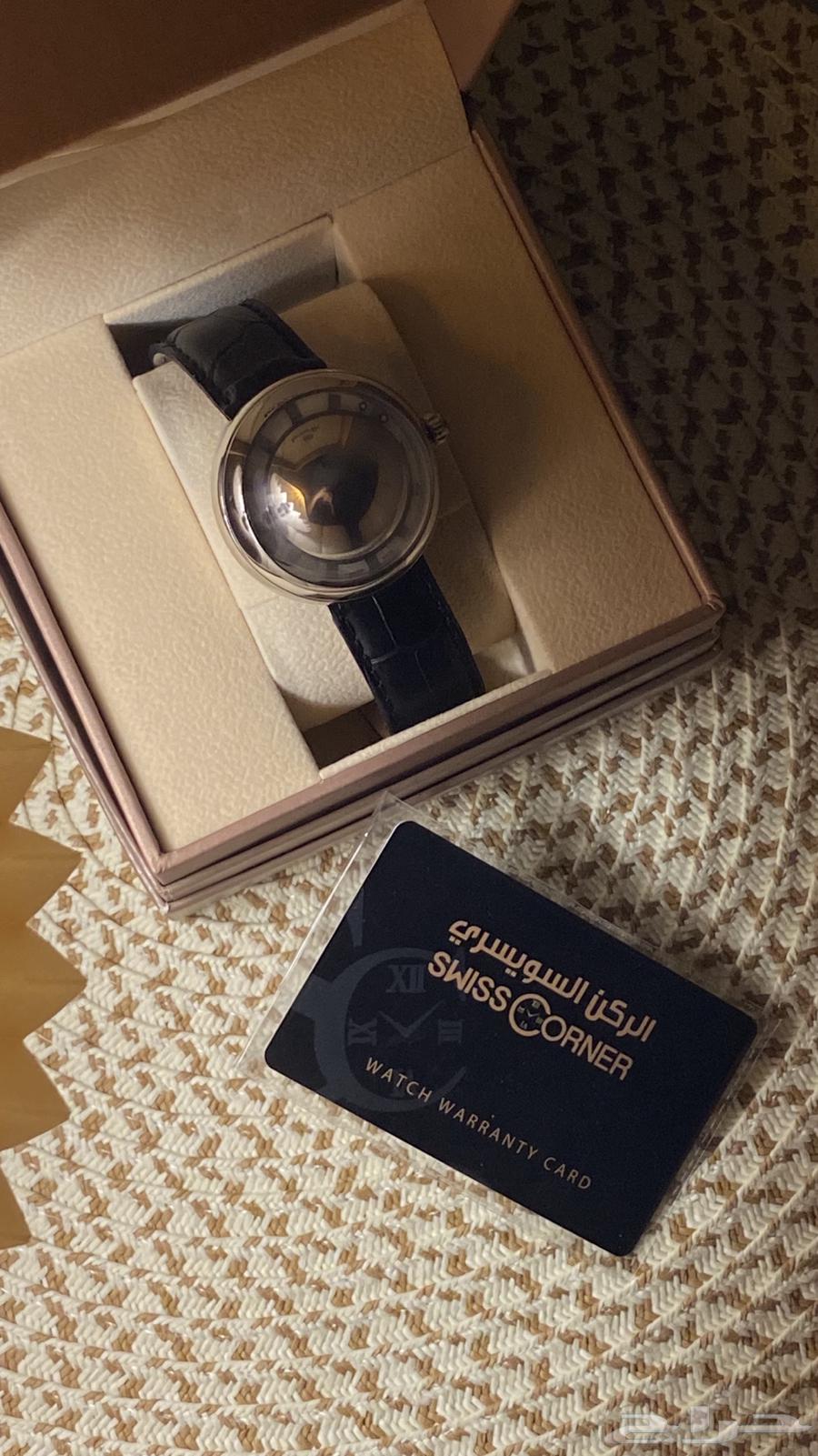 ساعه من الركن السويسري جديده ب 15064563423136770112