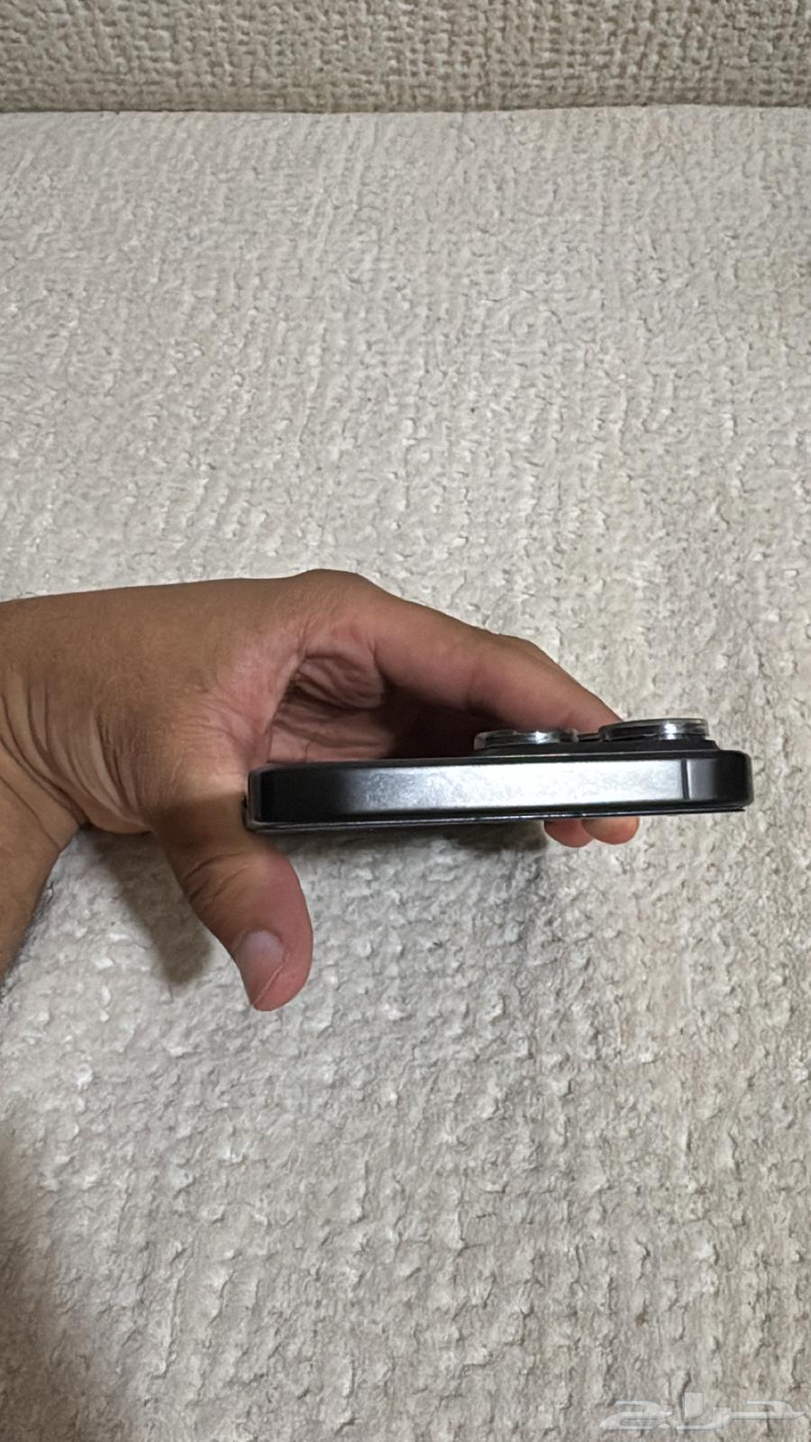 iPhone 16 Pro Max 25664562727220610113