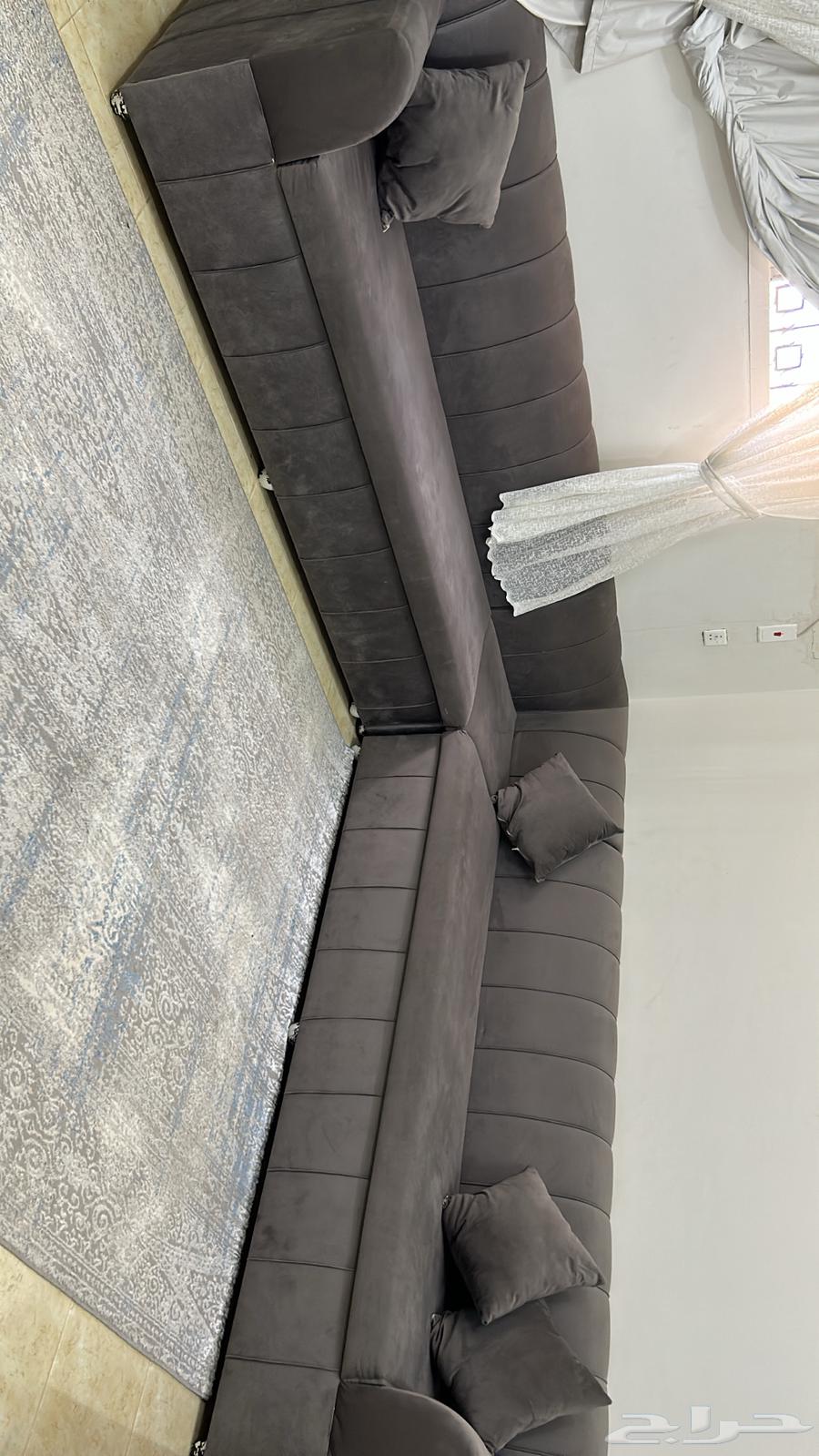 كنب بحرف L يعتبر جديد نظيف جدا64567184221571112