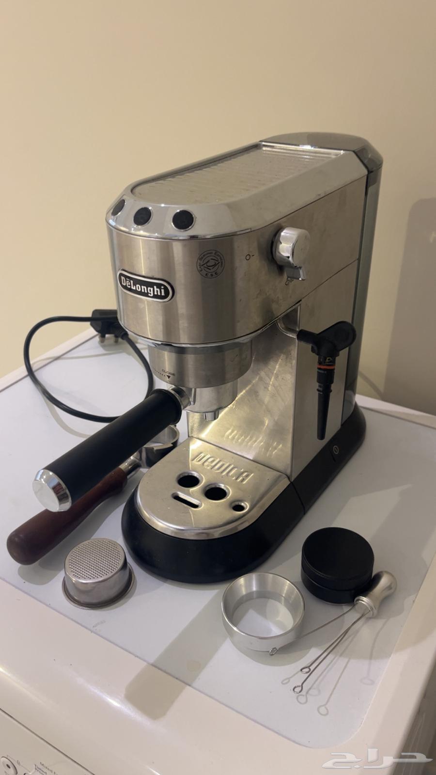 للبيع مكينة قهوه ديلونجي64562852643203112
