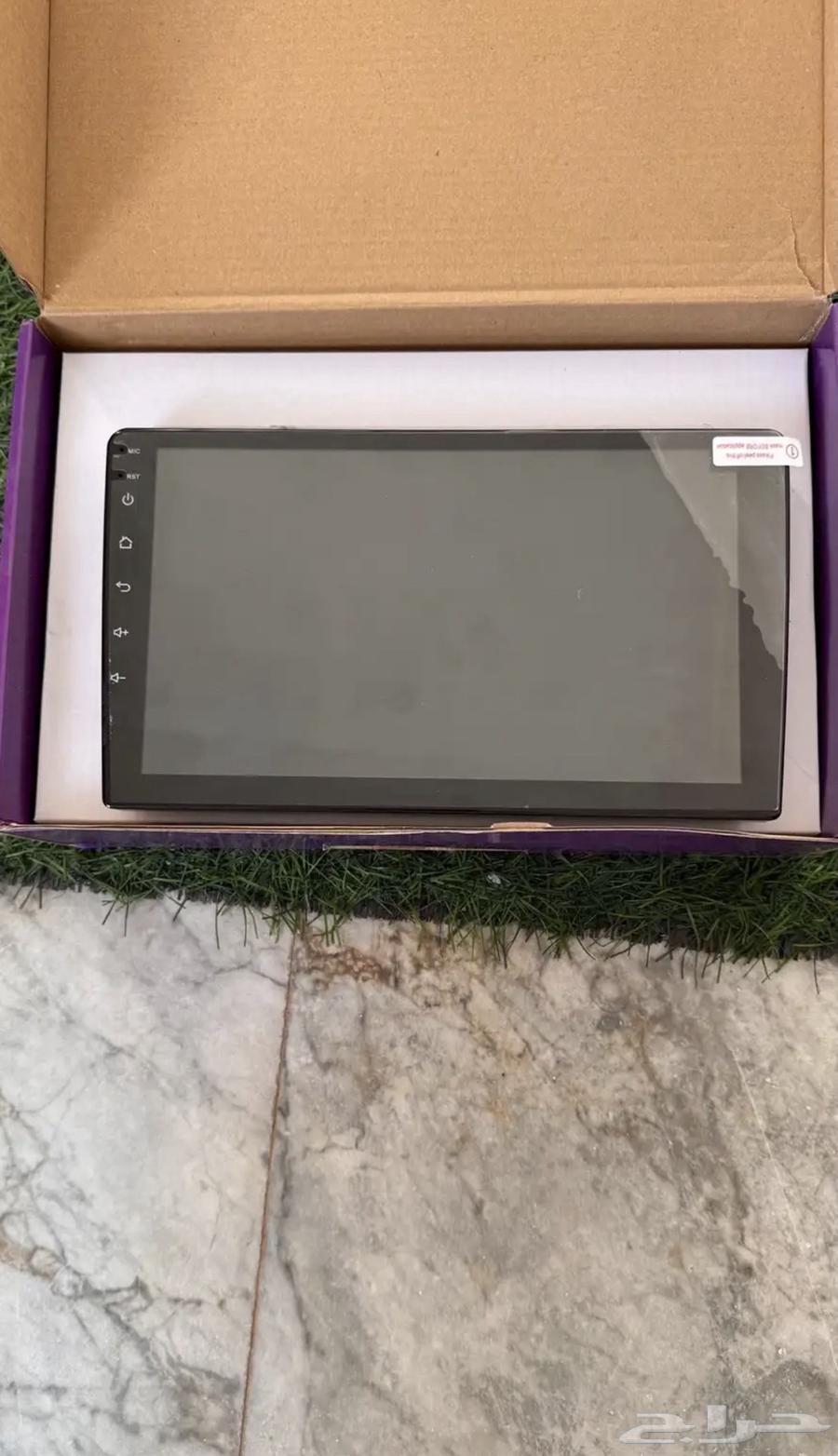 للبيع شاشة سيارة نظيفه64568113750403113