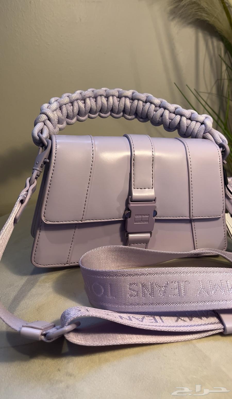 حقيبة تومي جينز اصلية وجديدة64566008684290110