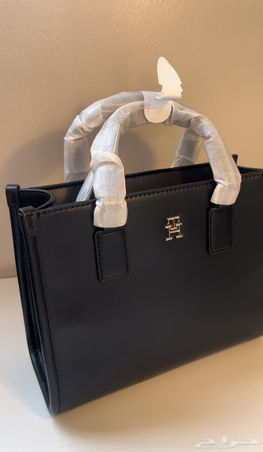 حقيبة تومي هيلفيغر اصليه64569370758274112