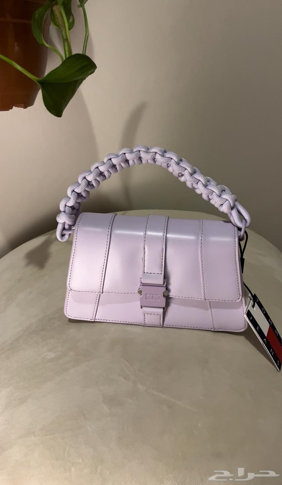 حقيبة تومي جينز اصلية وجديدة64566008684290112