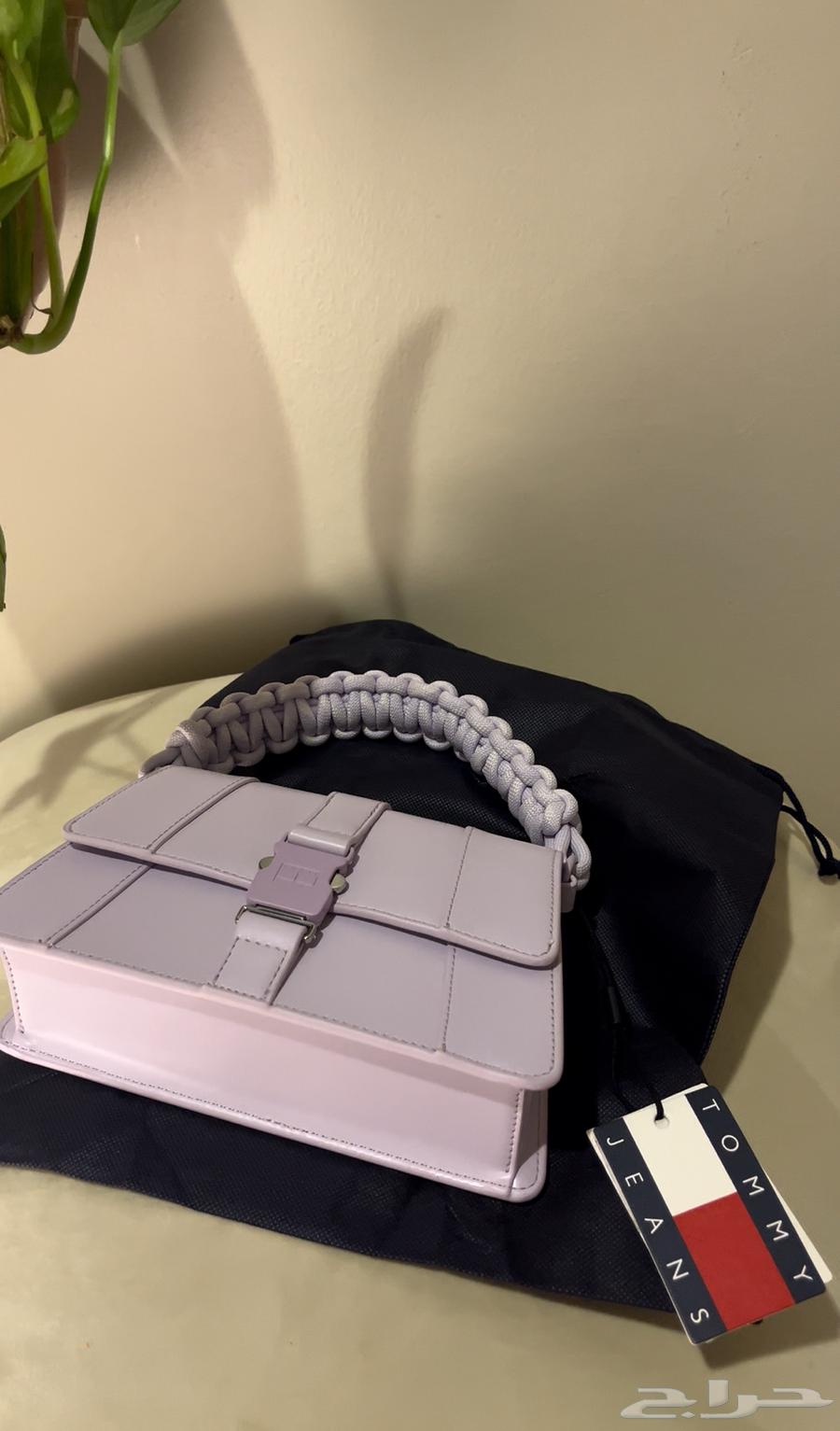 حقيبة تومي جينز اصلية وجديدة64566008684290111