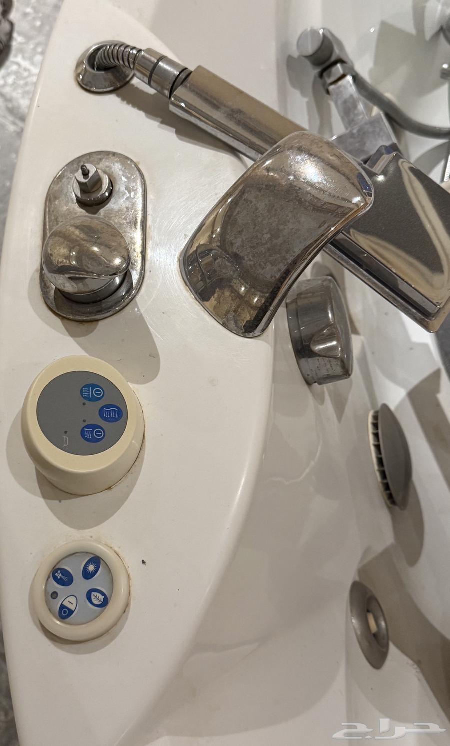 بانيو جداري للبيع64568619560963110