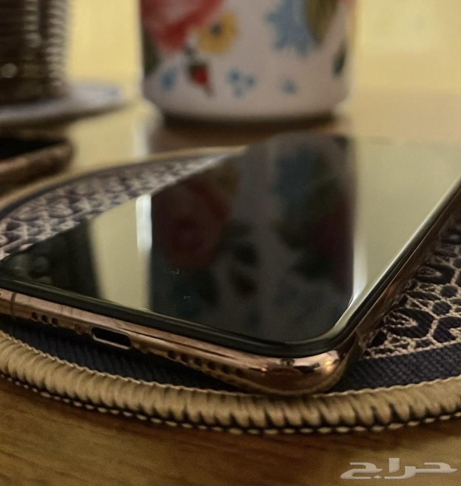 نظيف جدا iPhone XS gold64570176146563113