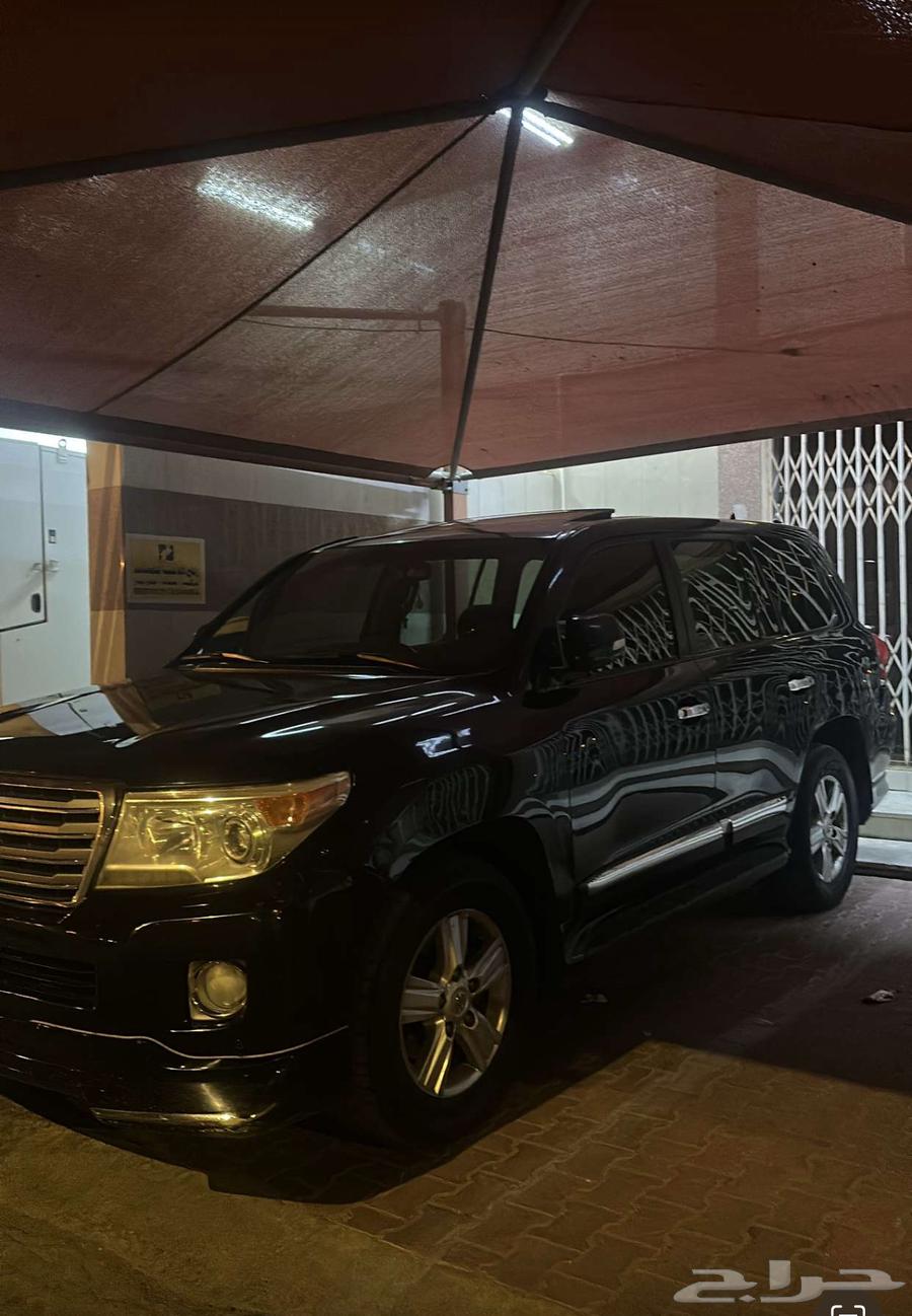 Hello, may the peace, mercy and blessings of God be upon you, I'm offering you a Land Cruiser 201564566133925250111