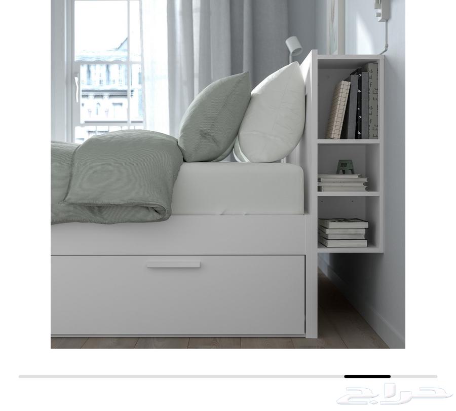 Double bed from IKEA, like new64563549932547111
