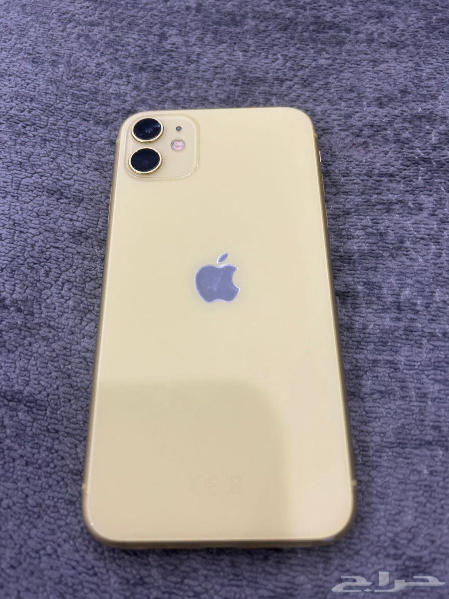 iPhone 11 yellow, only screen replaced.64570067014914112