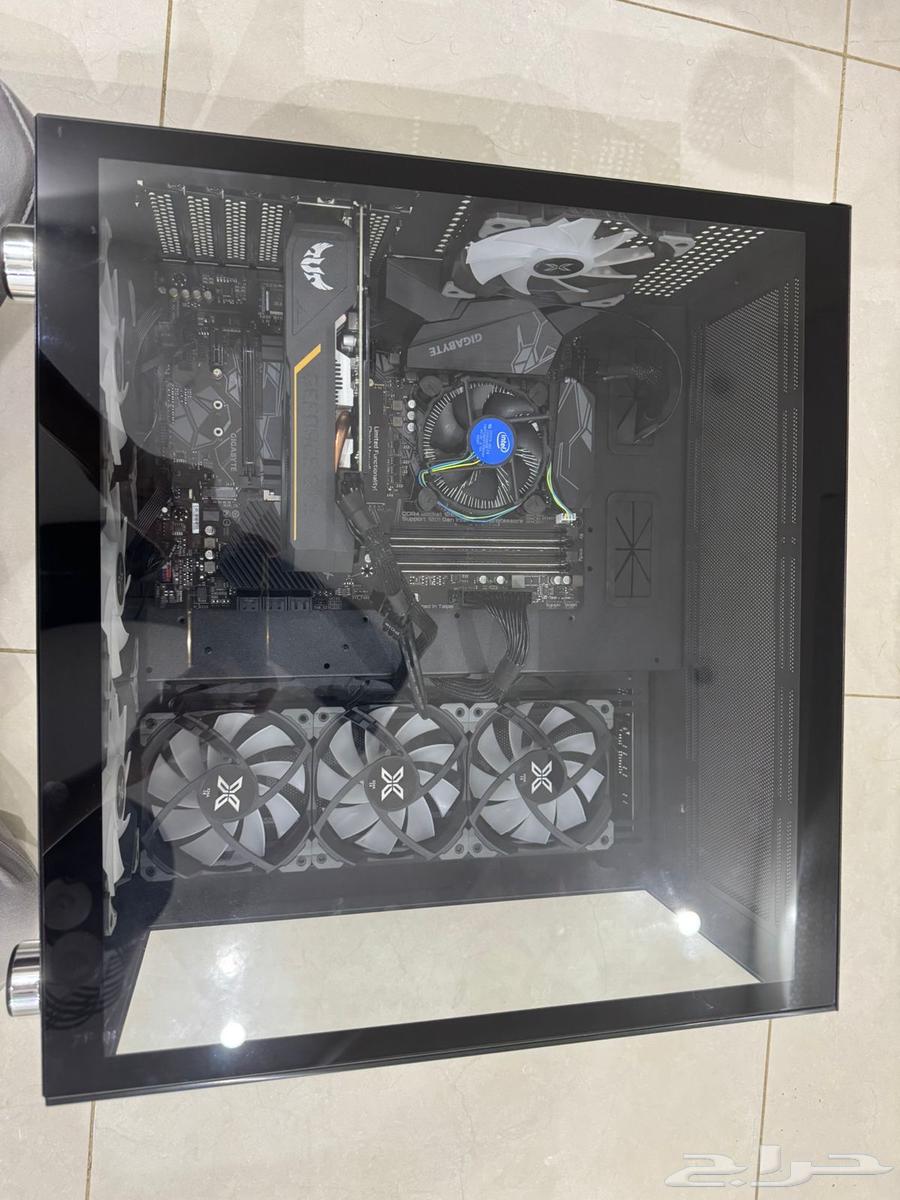 Complete PC for sale with headset, mouse, and keyboard64566589351171110