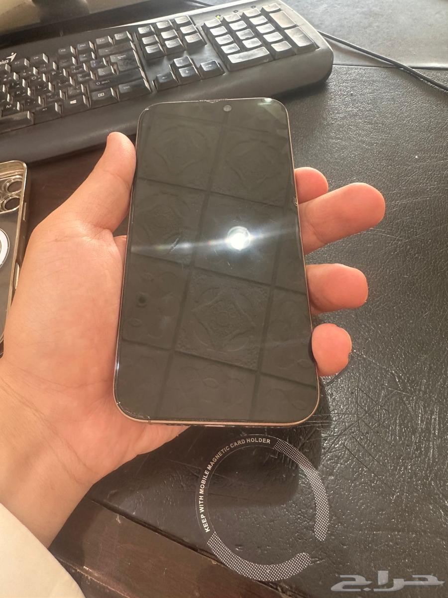 ايفون 16 برو ماكس شبه جديد للبيع64564963703555113