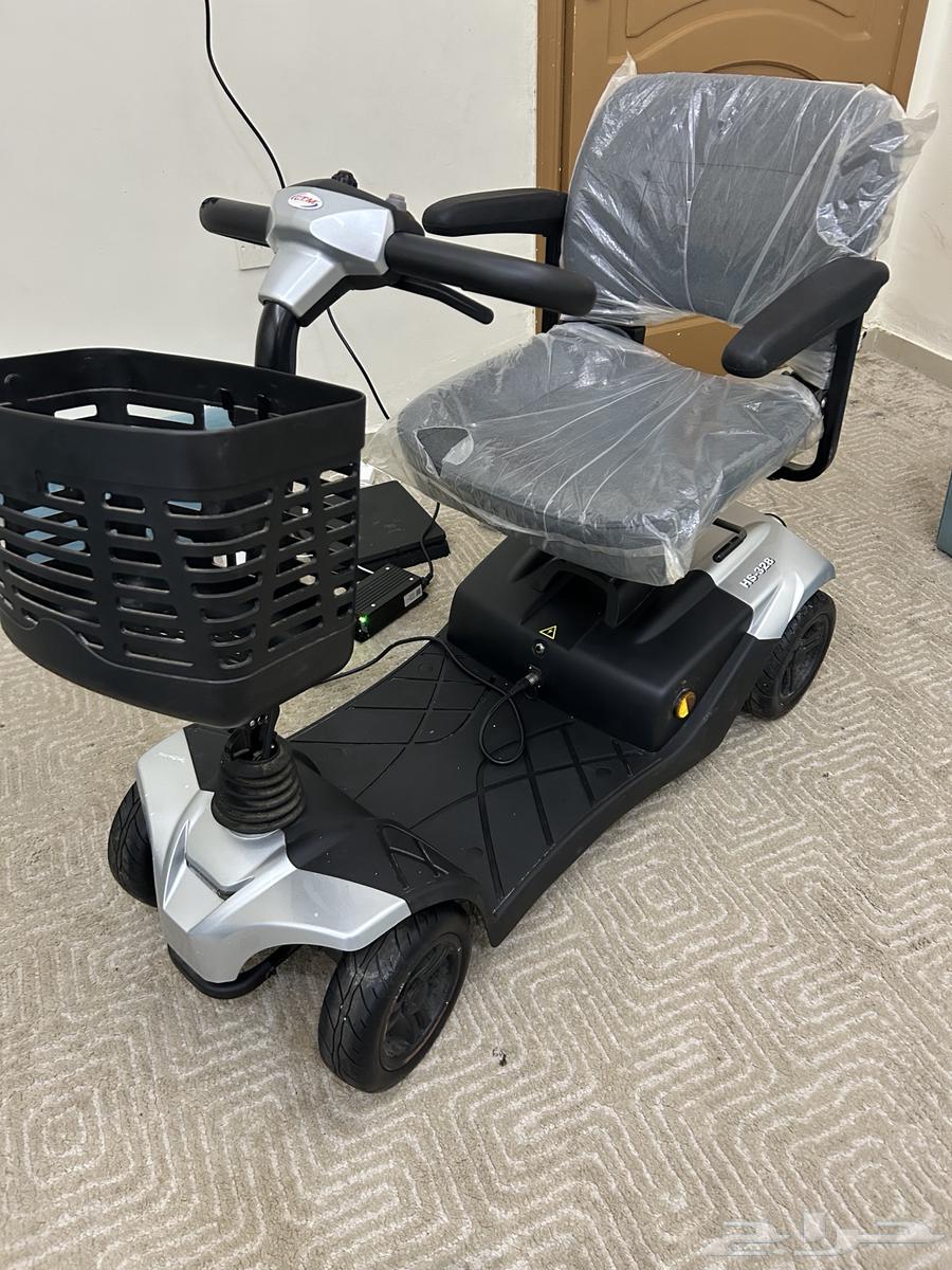 Very clean, almost new CTE electric scooter64569916815873111
