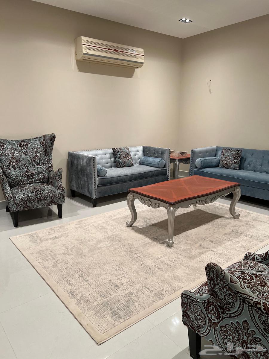 Sofa and side tables set64565953590530112