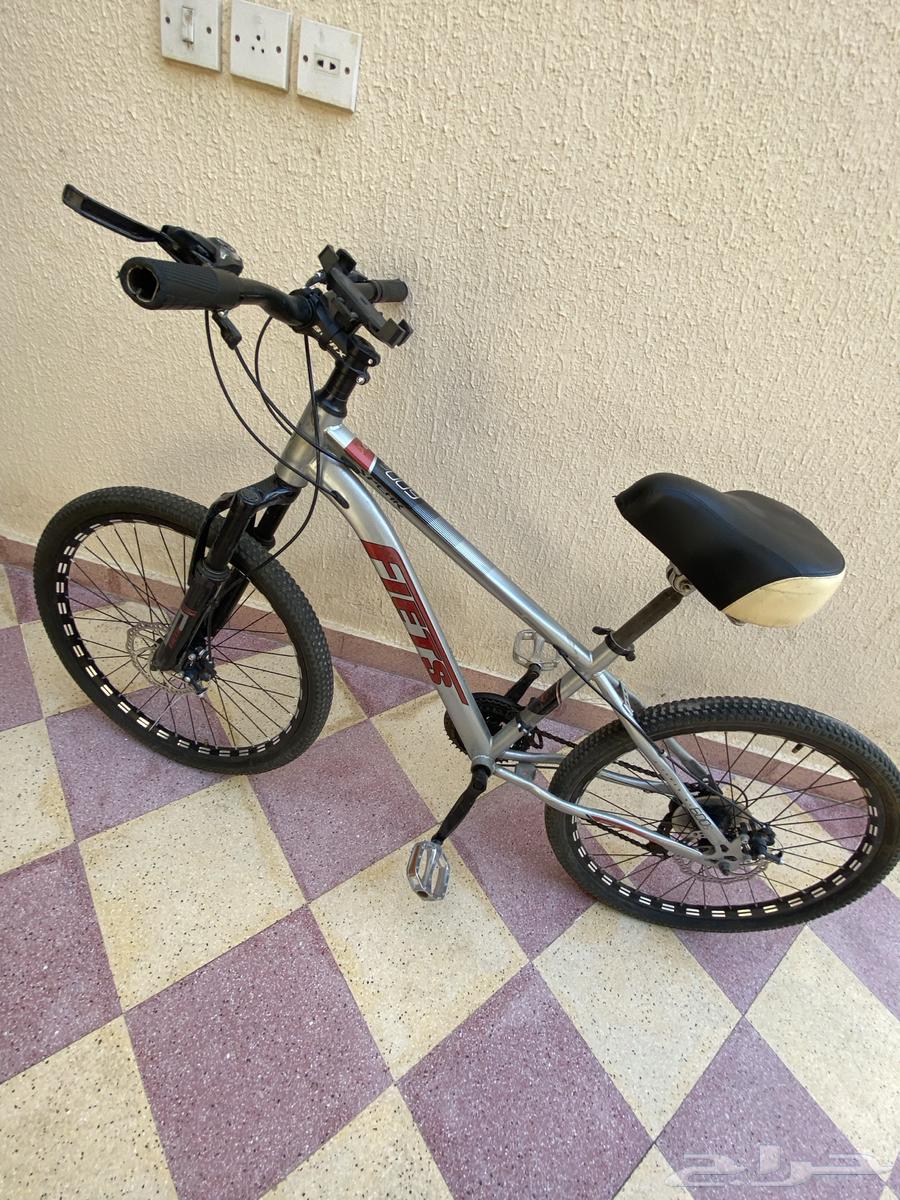 سيكل ترك ب 40064569630813058112