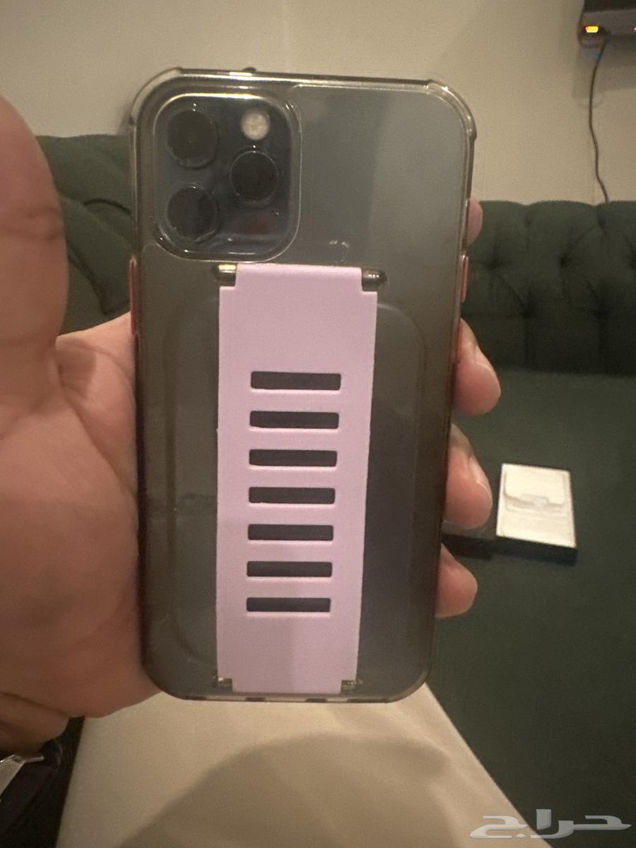 جوال ايفون12 برو بحالة ممتازة64563508281859112