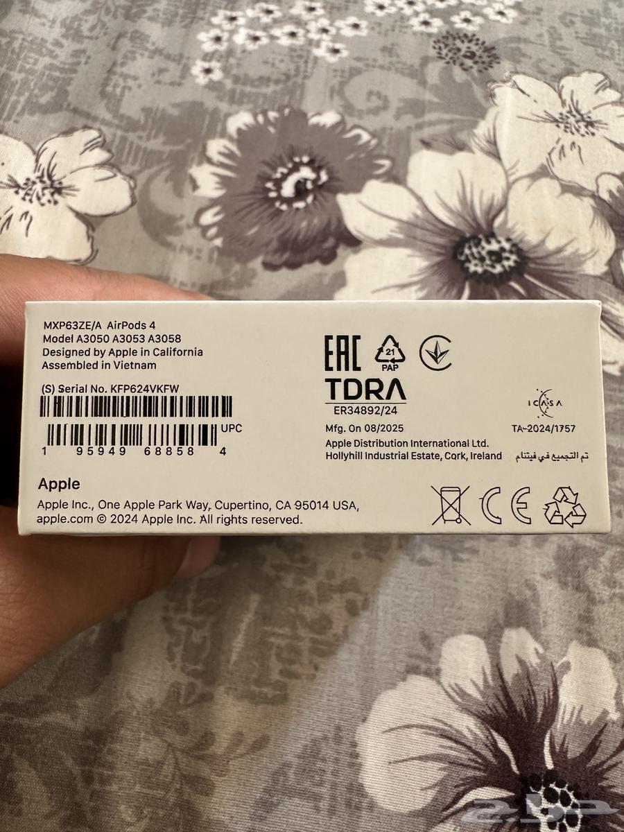 سماعة ابل ايربودز 464566644836227111