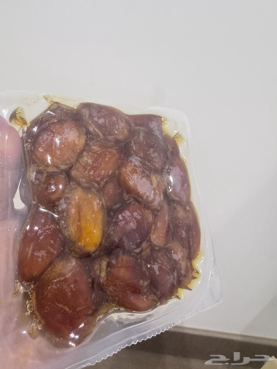 Premium Khalas Dates64570230951169113