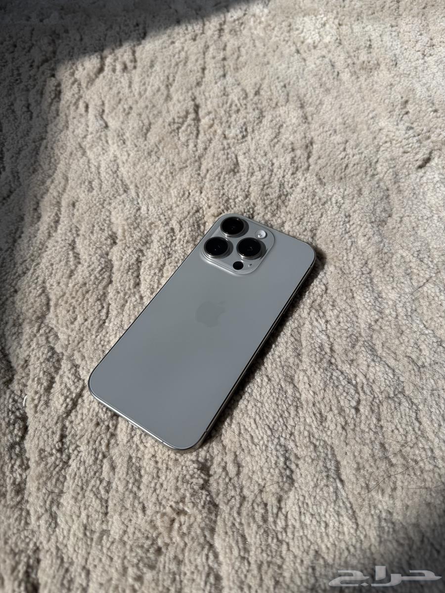 iPhone 15 Pro - Titanium64566686411906111