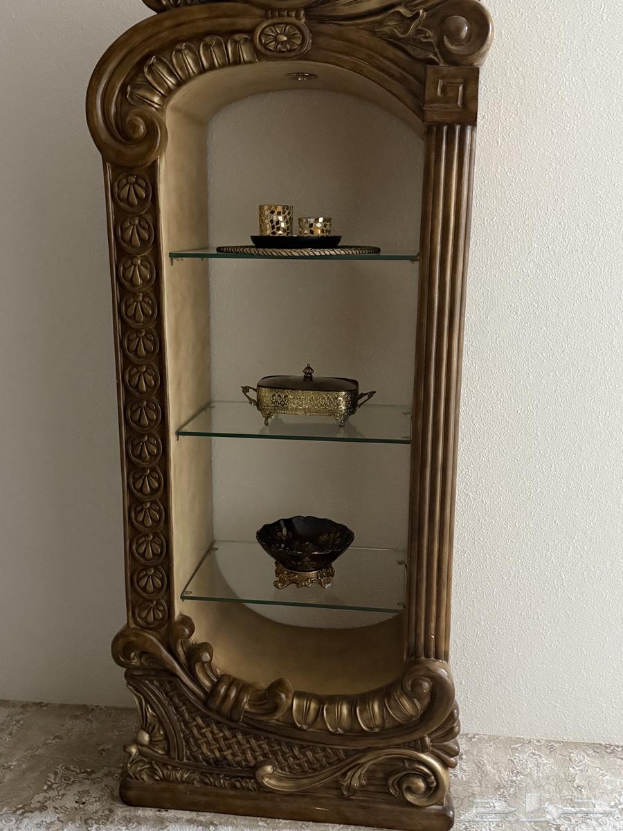 Decoration64567032150402112