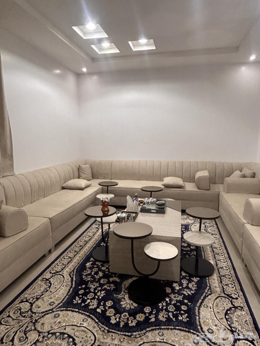 كنب وطاوله وستاره للبيع64571065716353113