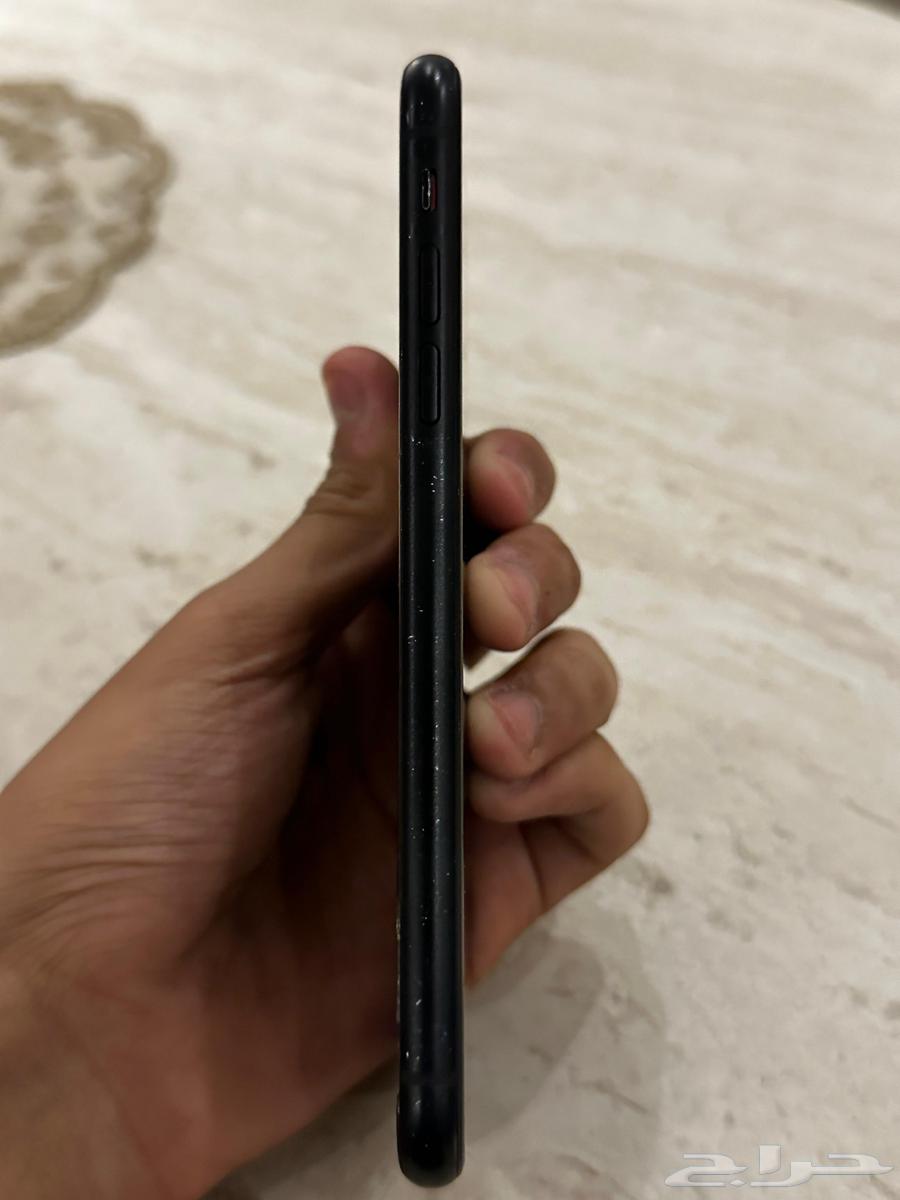 ايفون xr اسود نظيف64563494396291112