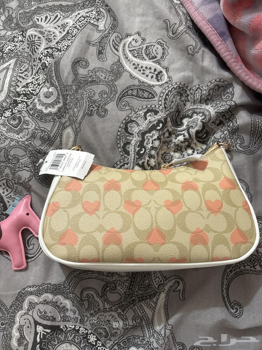 شنطة قوتشي نسائية64563688479619111