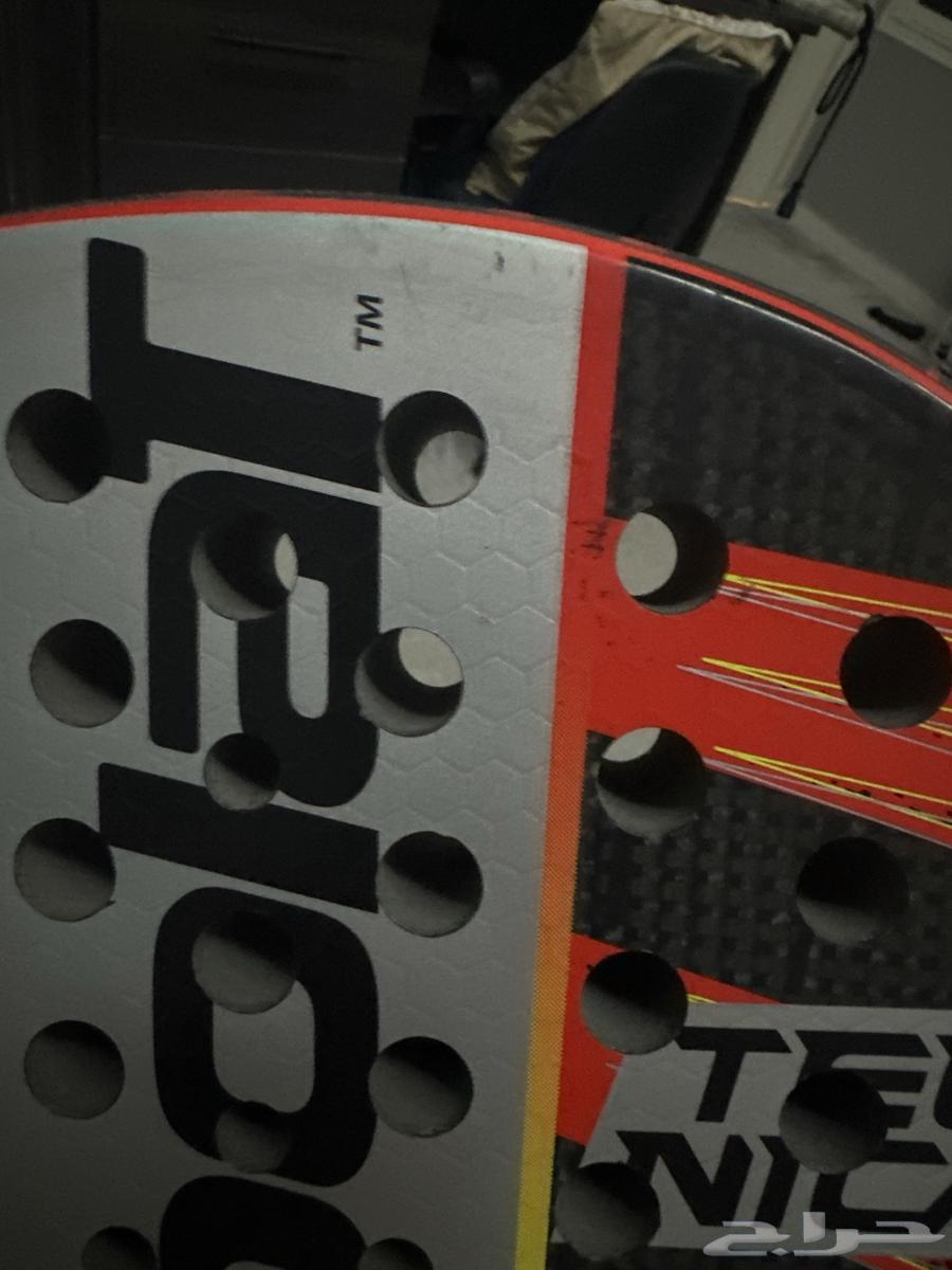 مضرب بادل بابولات احمر64568879723266112