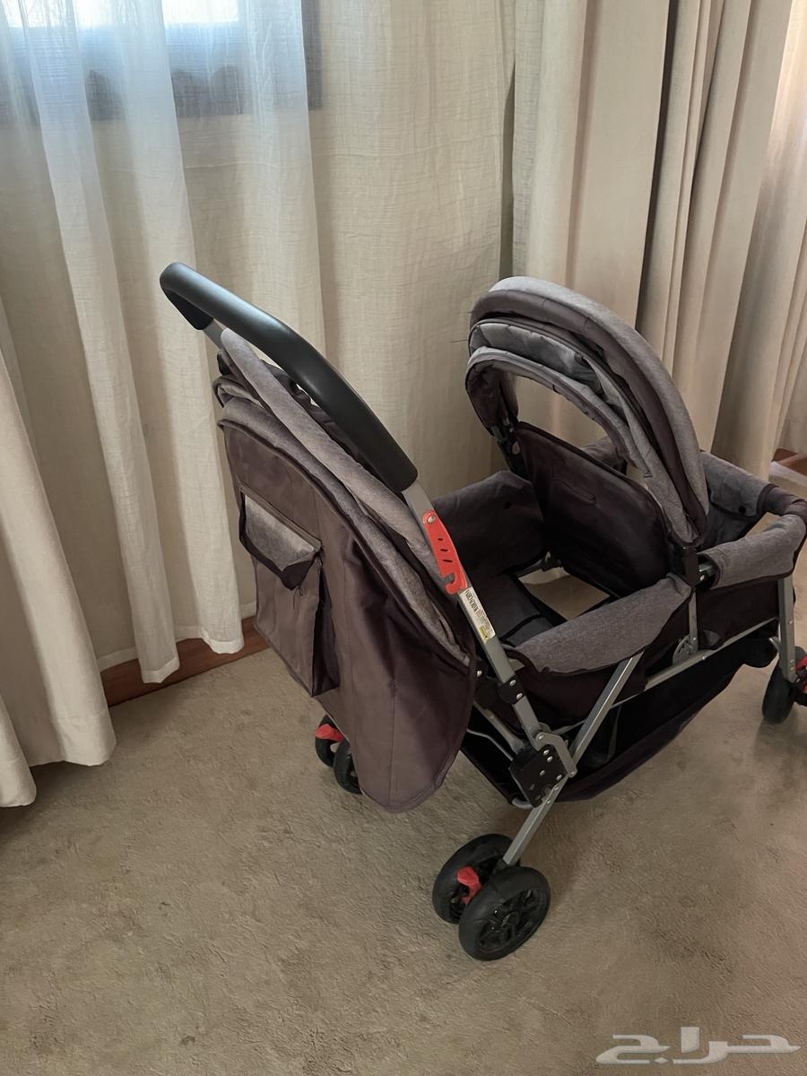 عربية تؤام اطفال استخدام خفيف جد ا السعر 300 ريال سعودي64563936770050111