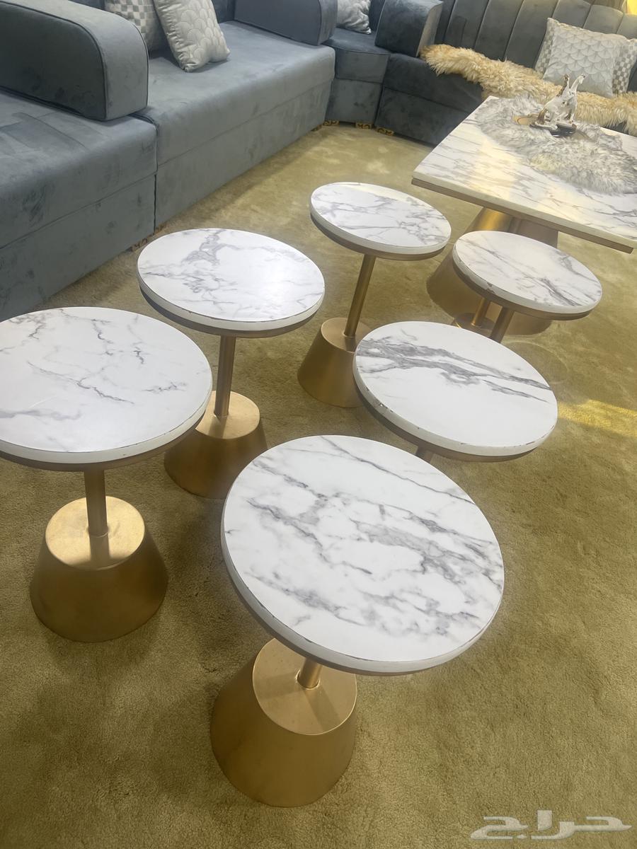 طاوله مع بناتها استخدام نظيف64567351228801111