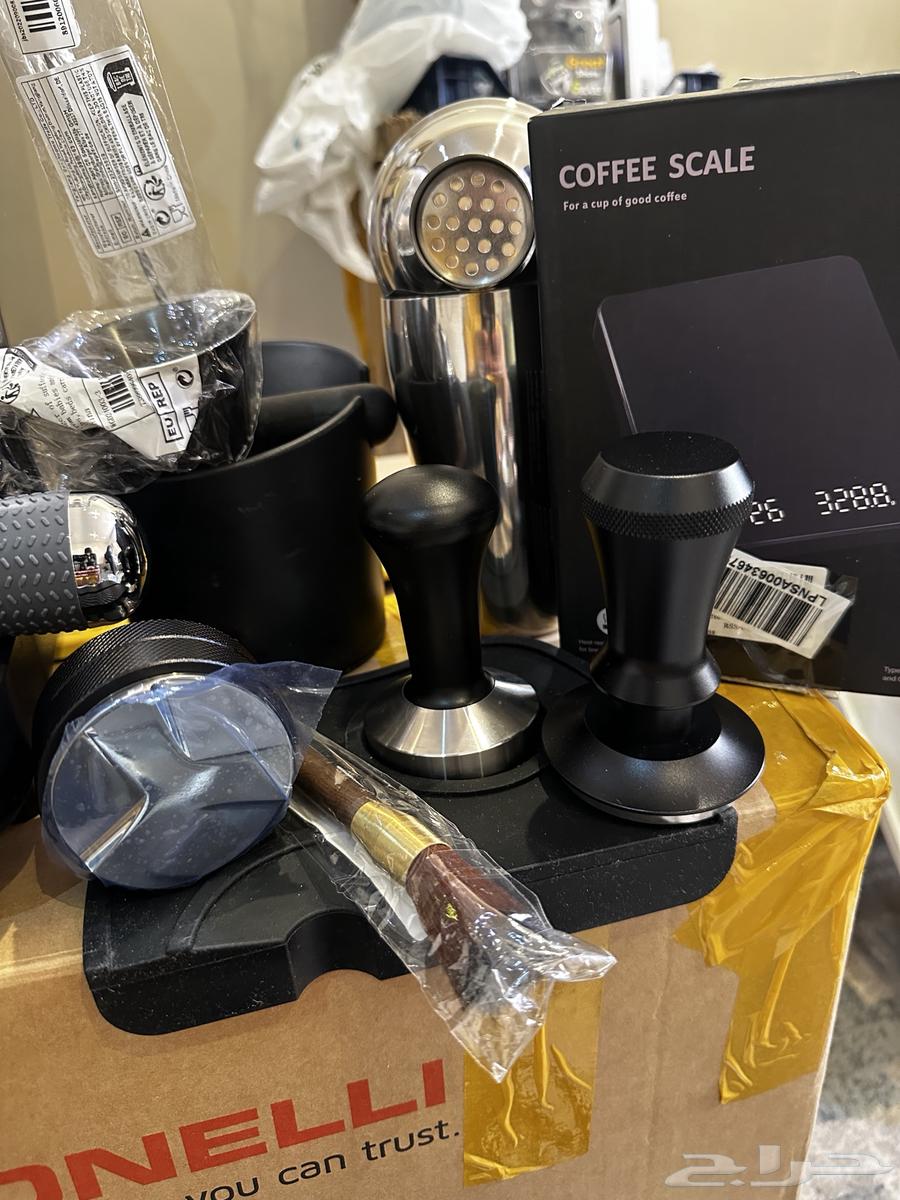 Who wants to swap with me spresso machine and your car64563812755458114