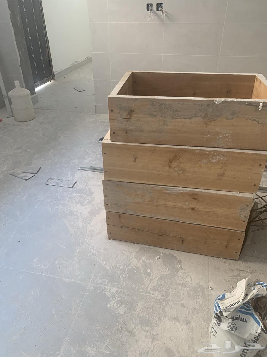 غطا خزان نضيف جدا وخشب مكيف شباك للبيع64565828476290111