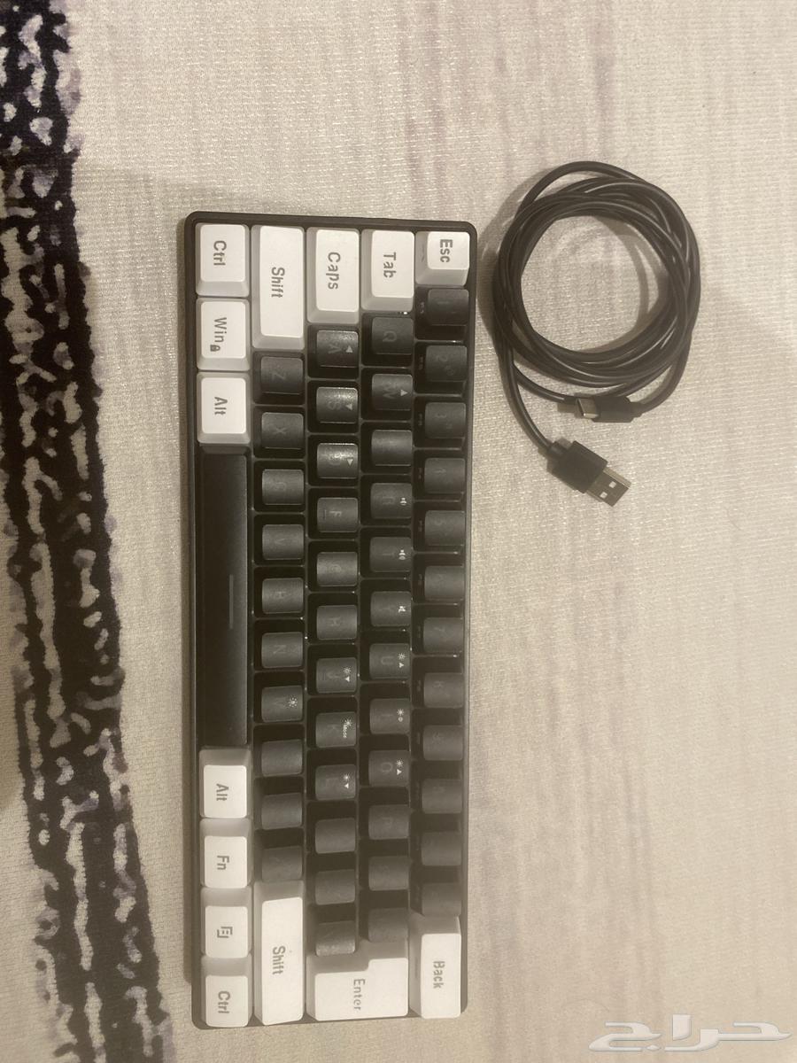 Keyboard and Mouse for Sale64571038656001110
