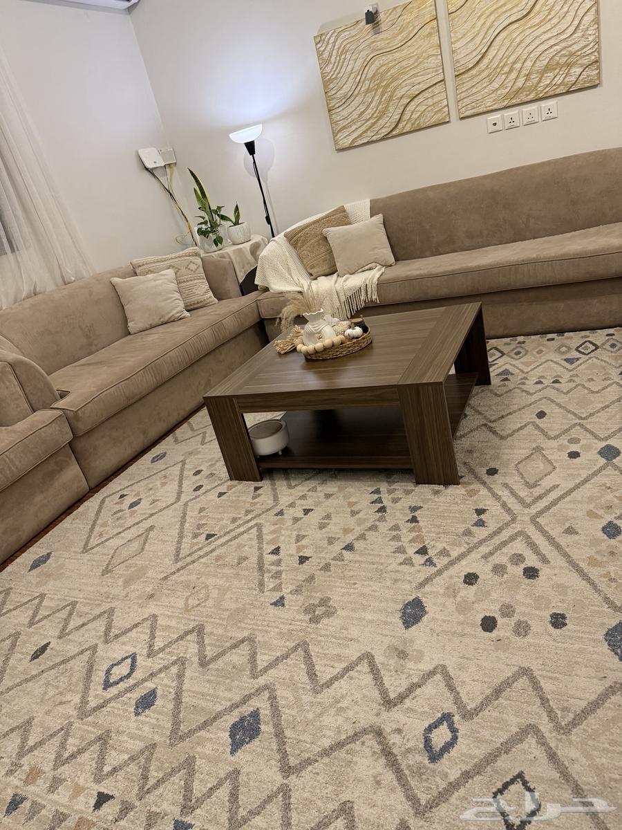 كنب وطاوله وسجاده64569657697410112