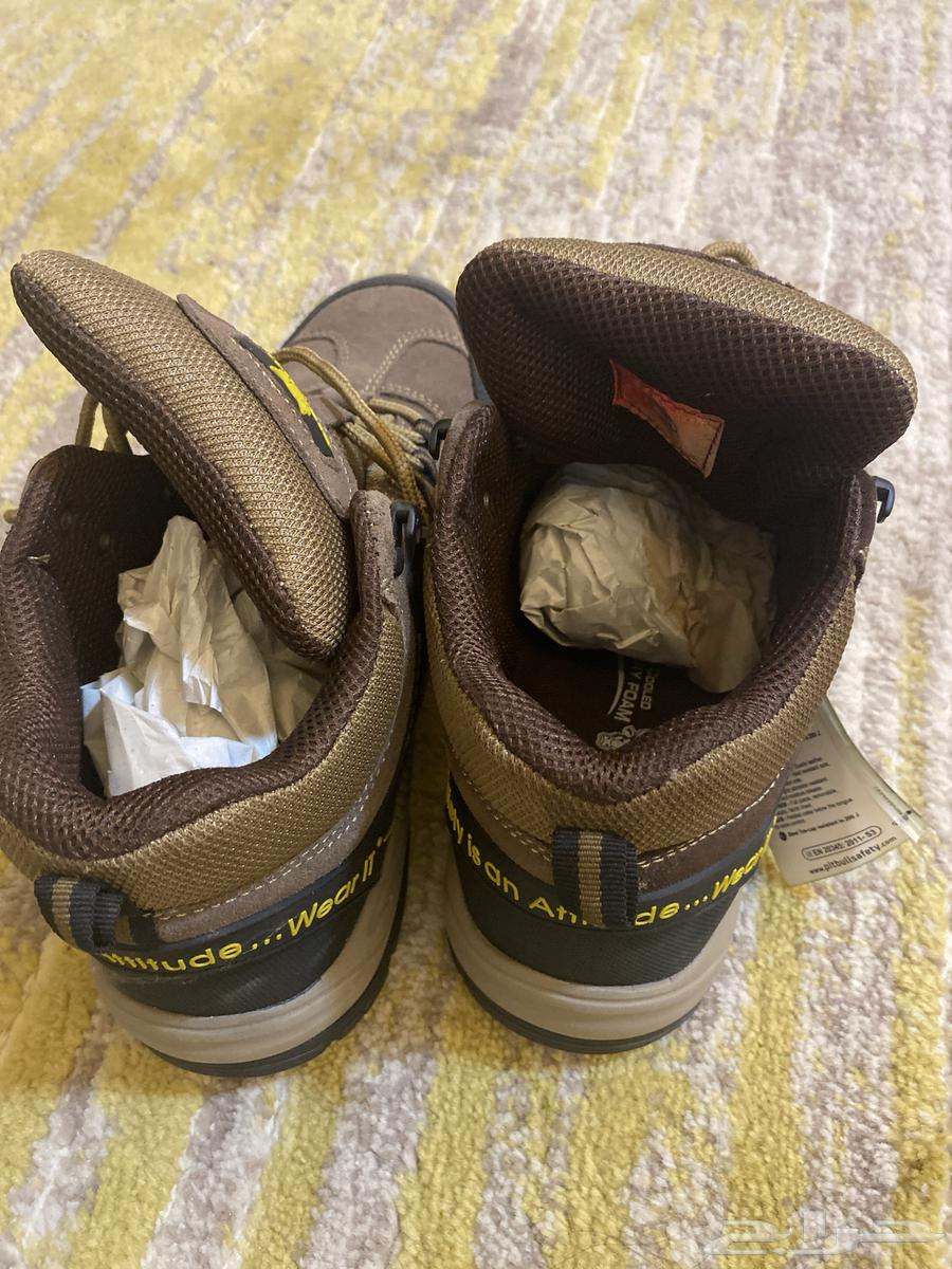 للبيع حذاء السلامه   plt bull Shoes   Size 4364568674072706112