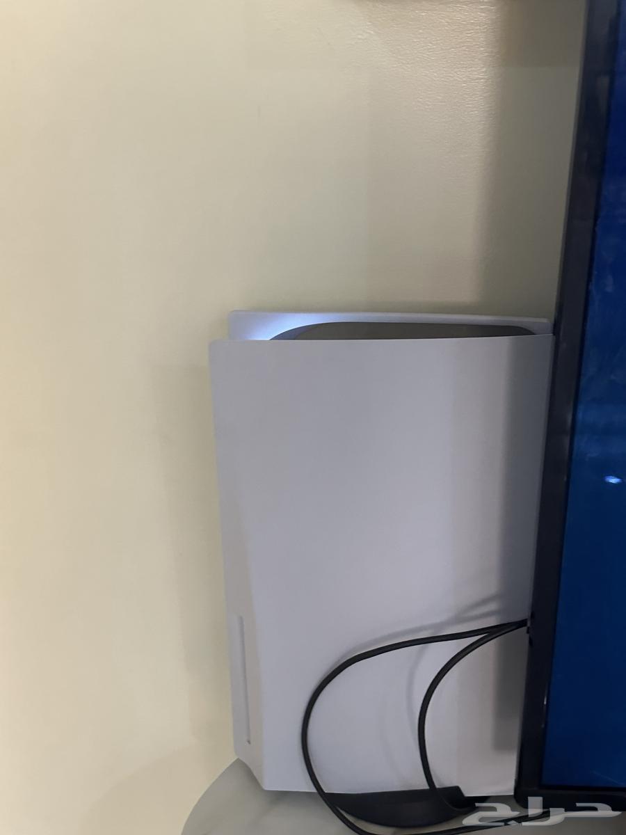 سوني فايف للبيع فيه جميع الالعاب فيفا 26 وقراند والسعر 200064565158530307110